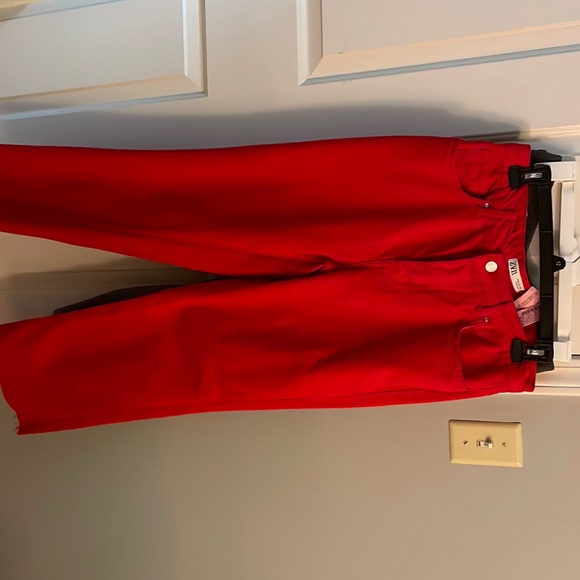 Zara Jeans (red, size 8, 4 buttons) - Picture 2 of 6